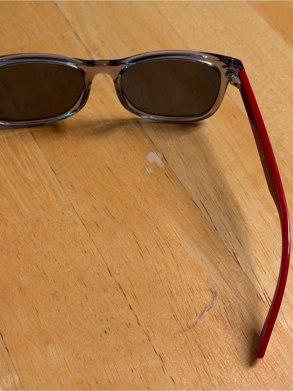 Ray ban Red/orange Polarized Sunglasses